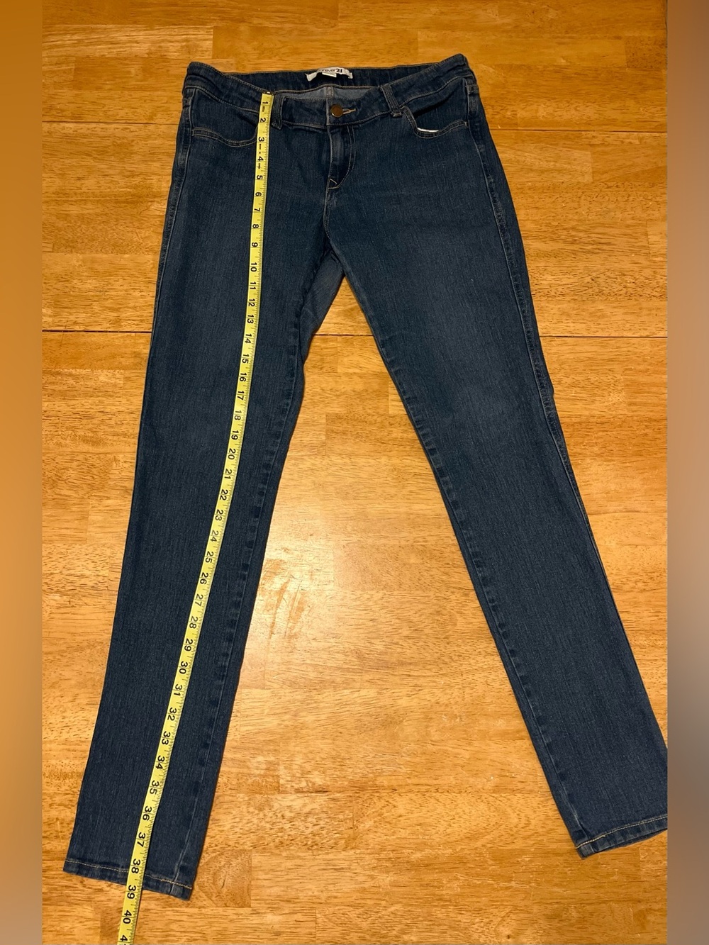 Forever 21 Dark Wash Skinny Jeans Size 29 - Picture 4 of 7